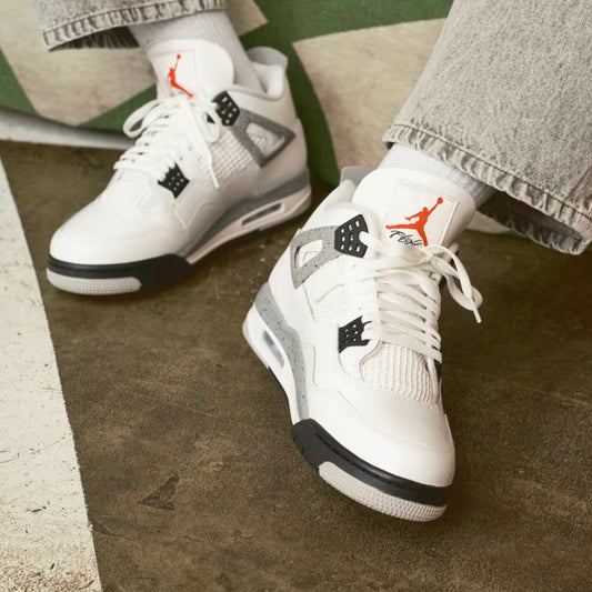 Air Jordan 4 Retro