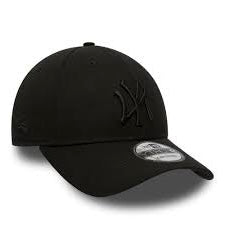 Cappellino 9FORTY Regolabile New York Yankees Essential NERO NERO