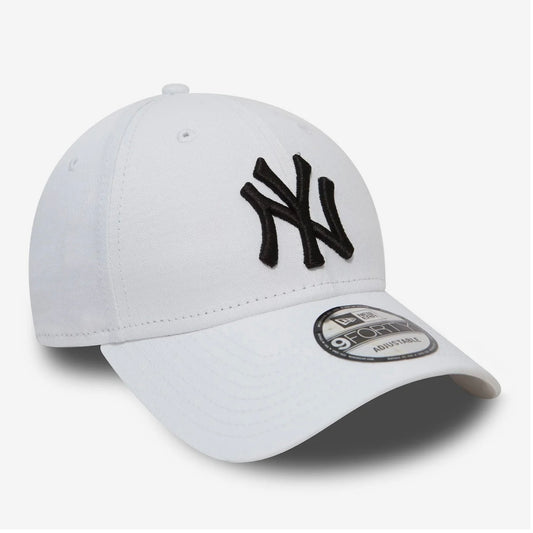 New Era Cappellino 9FORTY Regolabile New York Yankees
Essential bianco
