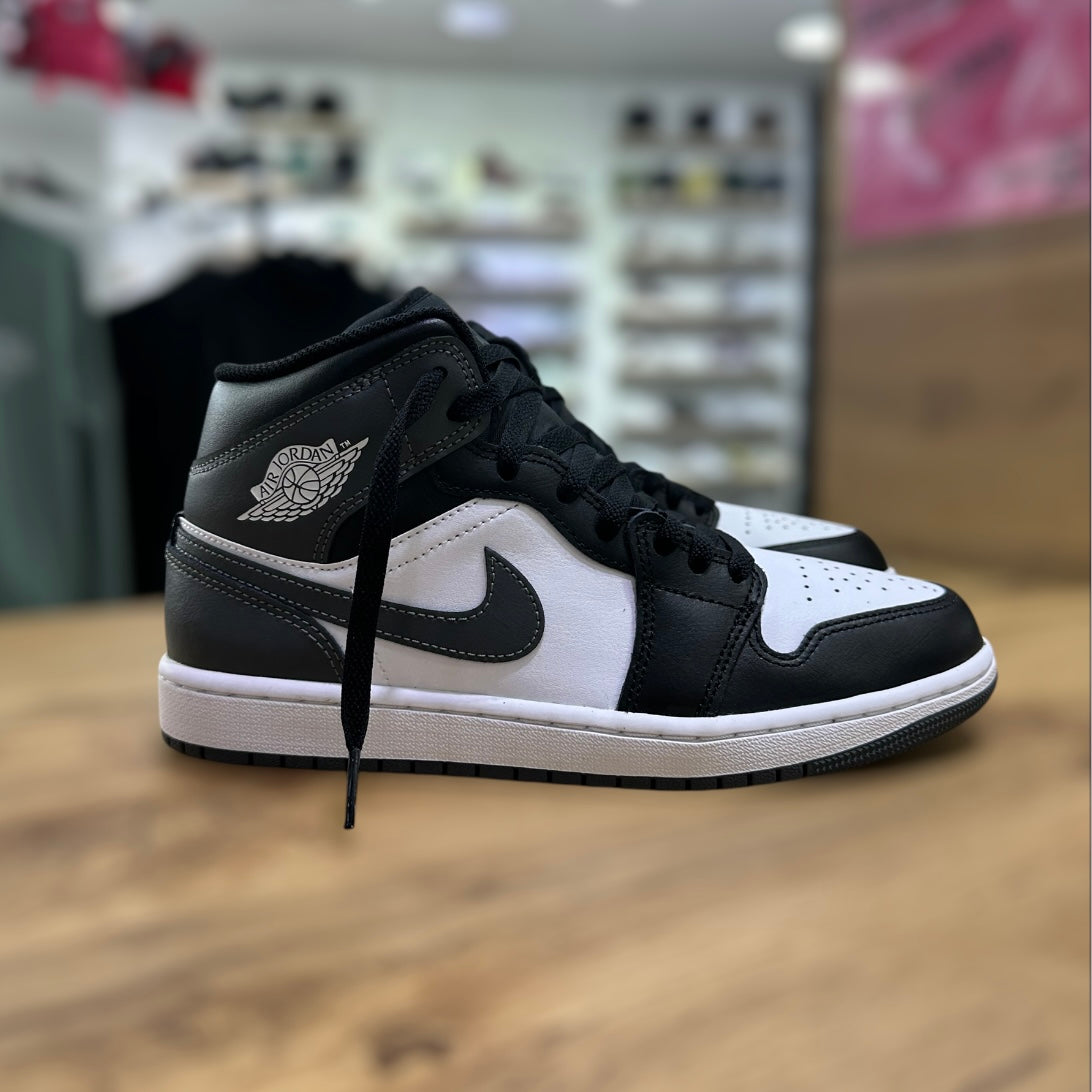 Nike Air Jordan 1 Mid