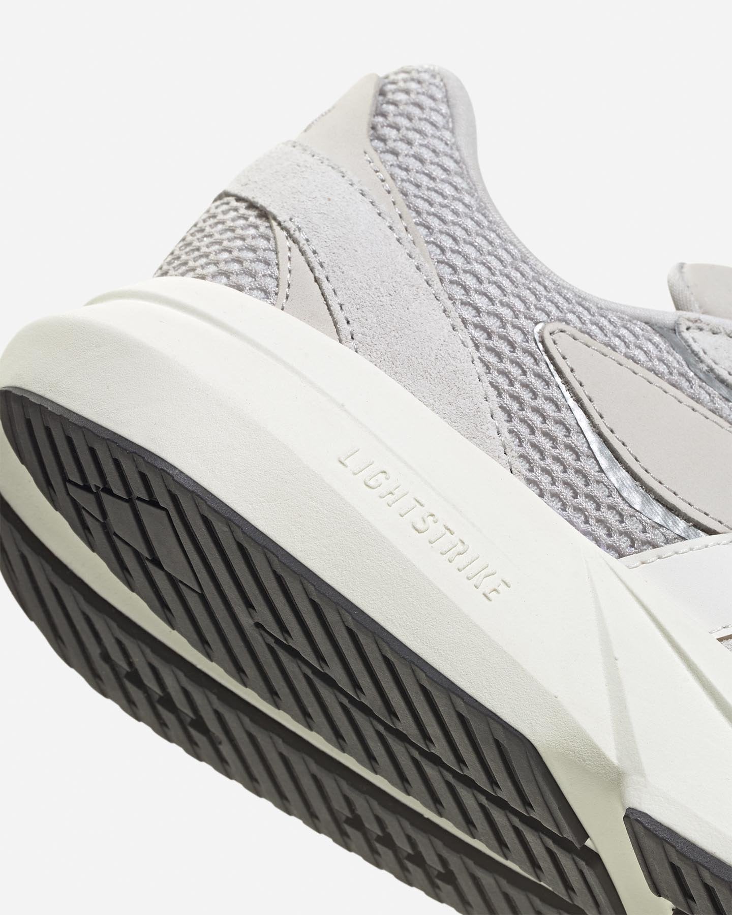 Adidas Lightblaze
