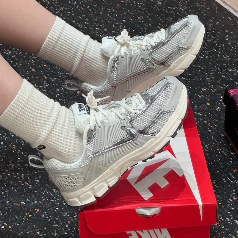 Nike Vomero 5
