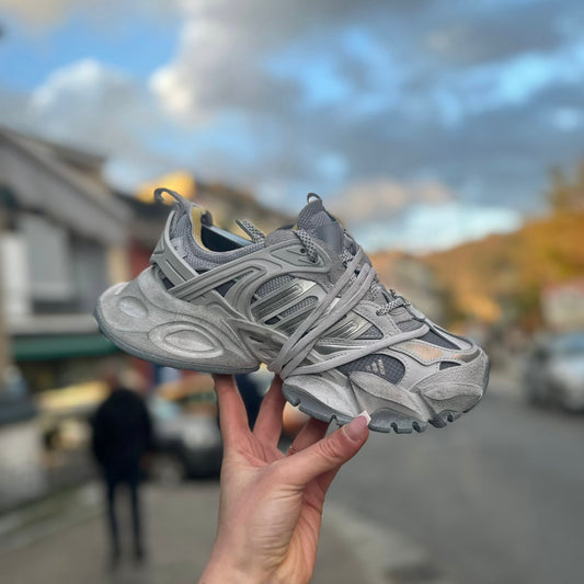 Adidas XLG Runner Delux