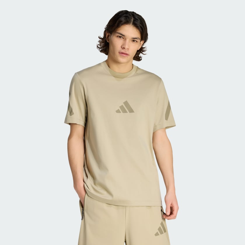 Adidas T-shirt