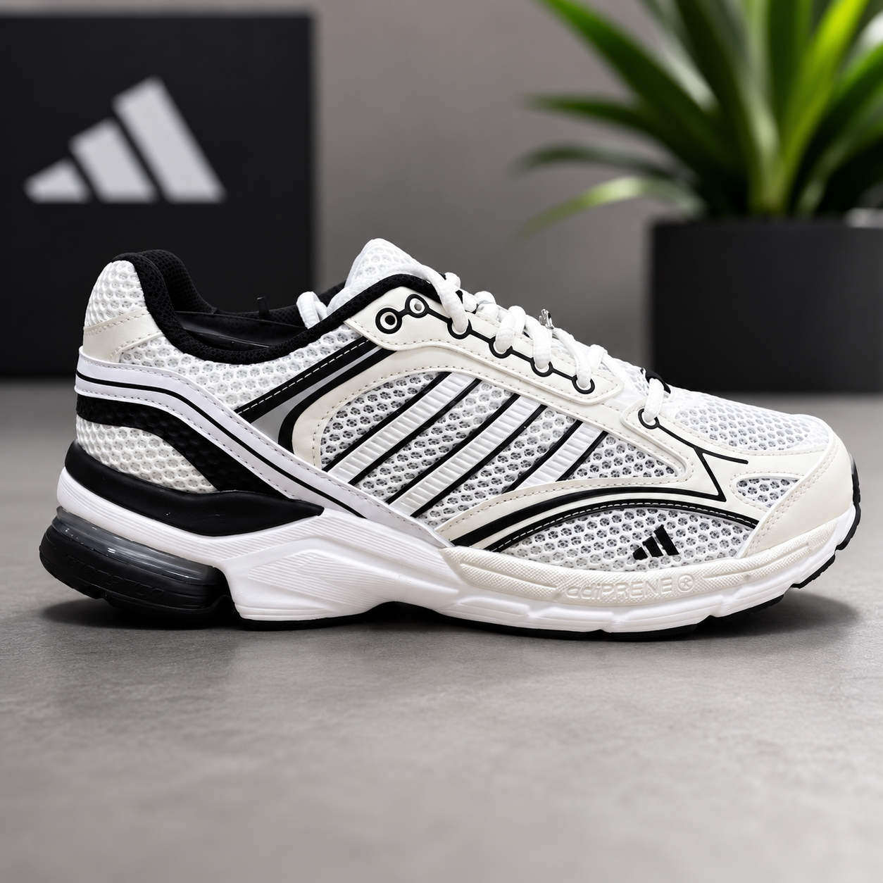 Adidas Spiritain 2000
