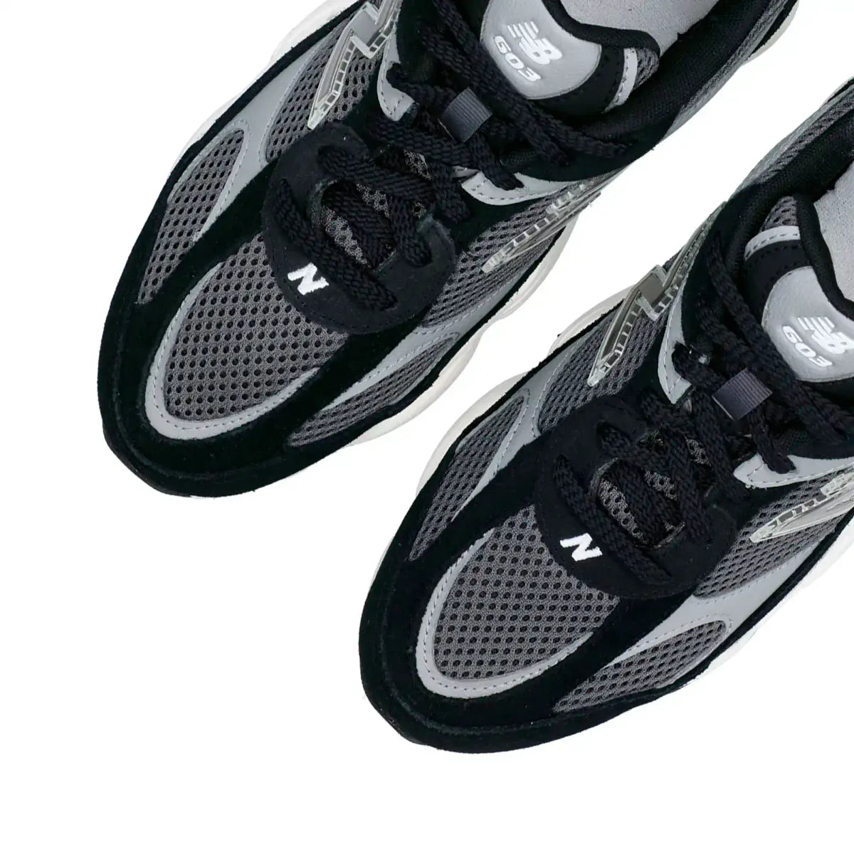 New Balance 603